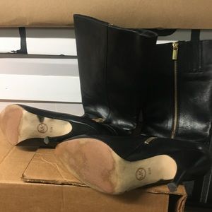 Gorgeous Michael Kors Leather Boots. Mid to knee high length